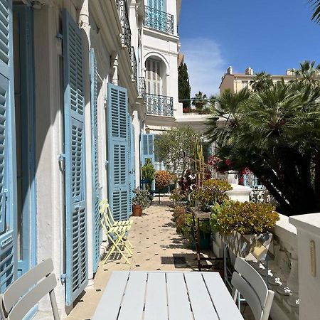 Beautiful Garden Apartment Steps From The Beach Menton Exterior photo