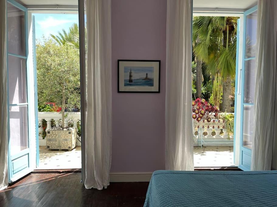 Beautiful Garden Apartment Steps From The Beach Menton Exterior photo